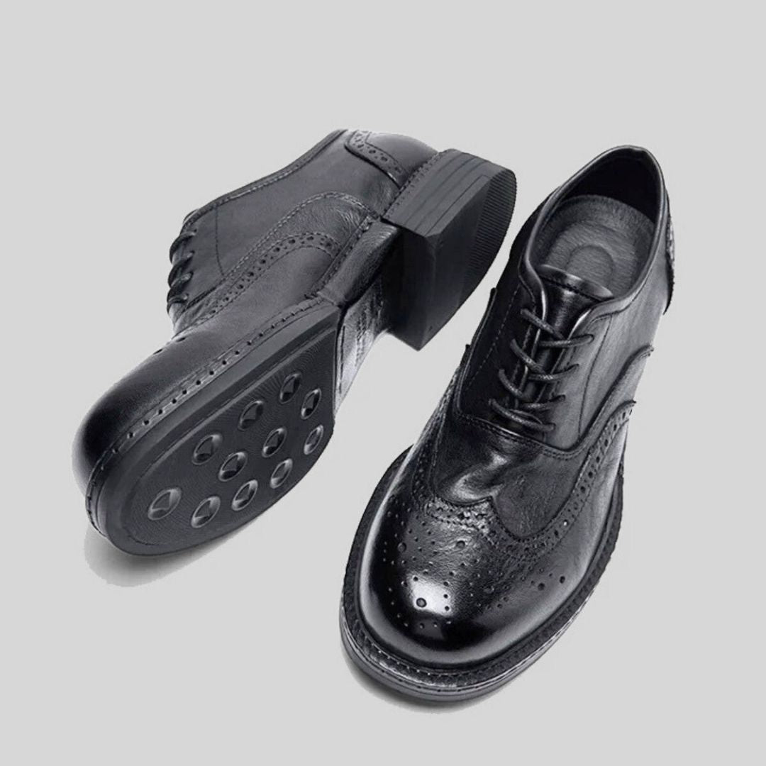 Zapatos Derby Brogue de Cuero para Hombre – Suela Gruesa y Detalles Cowboy